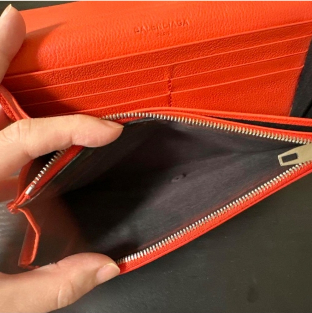 Balenciaga Calfskin Leather Burnt Orange Wallet Full Inclusion (EUC) - Picture 11 of 16